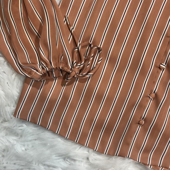 CLEARANCE L'Academie V-neck Cold Shoulder Striped Blouse - Picture 4 of 13